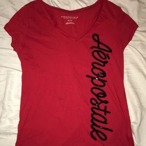 red aeropostale t-shirt